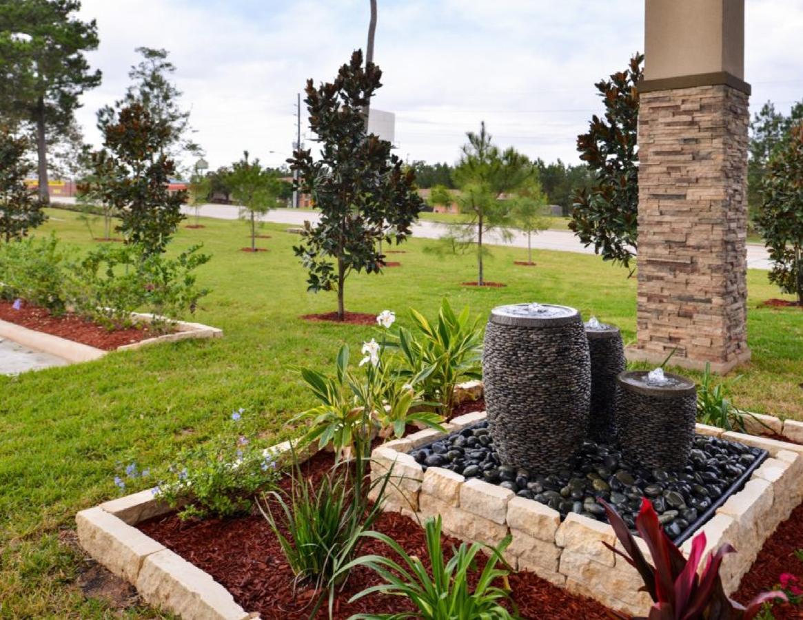 Scottish Inn & Suites - Conroe Zewnętrze zdjęcie