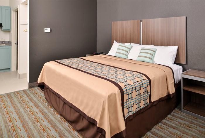 Scottish Inn & Suites - Conroe Zewnętrze zdjęcie